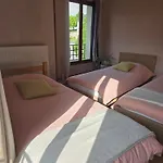 Chez Kahina Ancien Robert Bed & Breakfast Giat